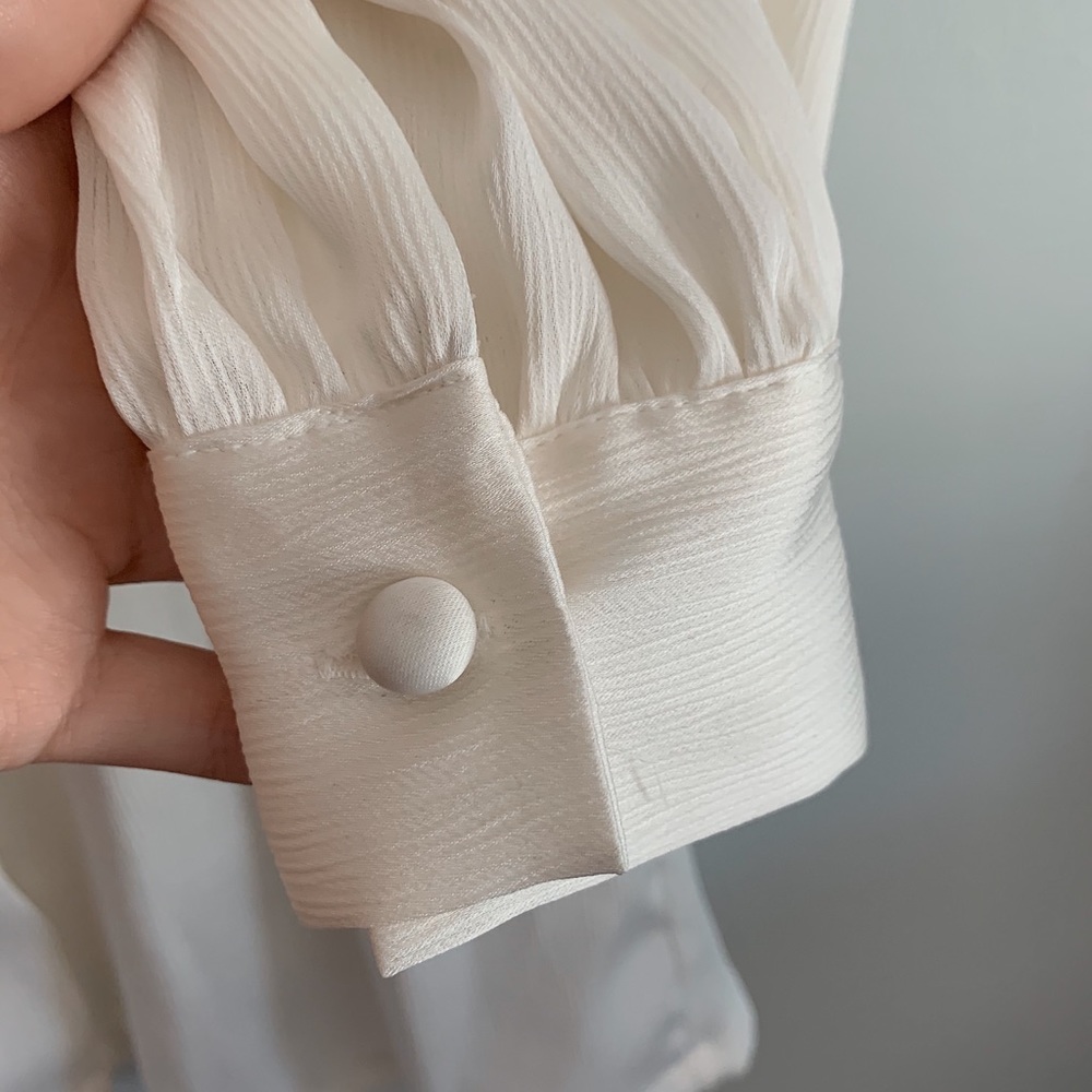 White button down blouse - Picture 4 of 4